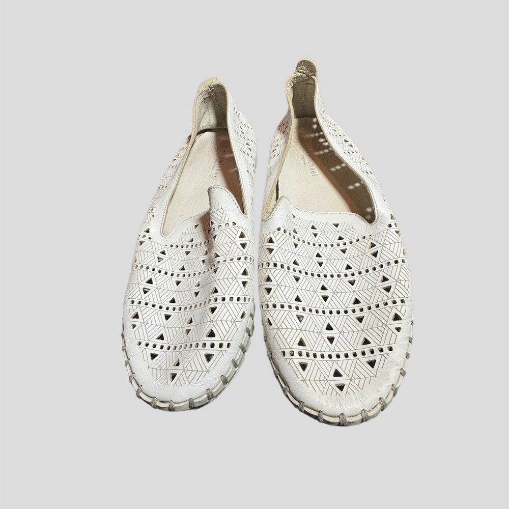Eric Michael Italy white slip on casual shoes size 40